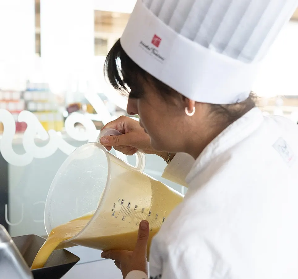 Preparazione del gelato in laboratorio